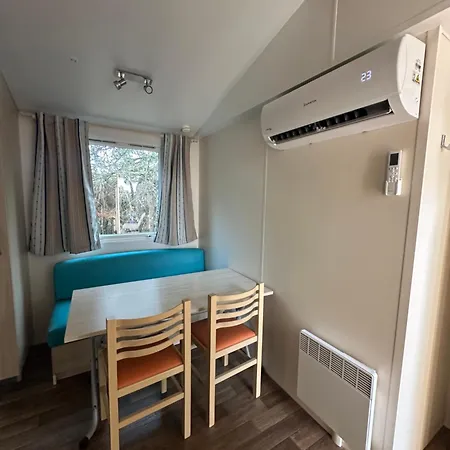 Mobil Home Climatise 2 Chambres Sous Les Pins Kemp